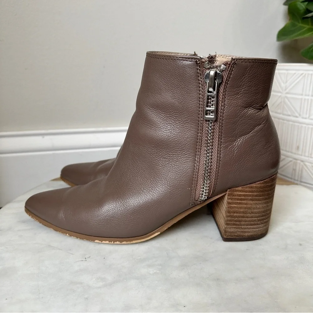 Charles David pebbled leather boots Brown Gray block Heel shoes size 7.5